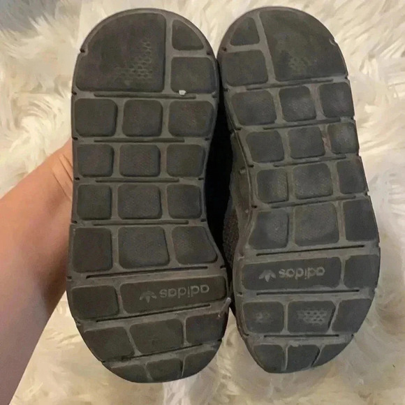 Adidas  for boys - Picture 3 of 6